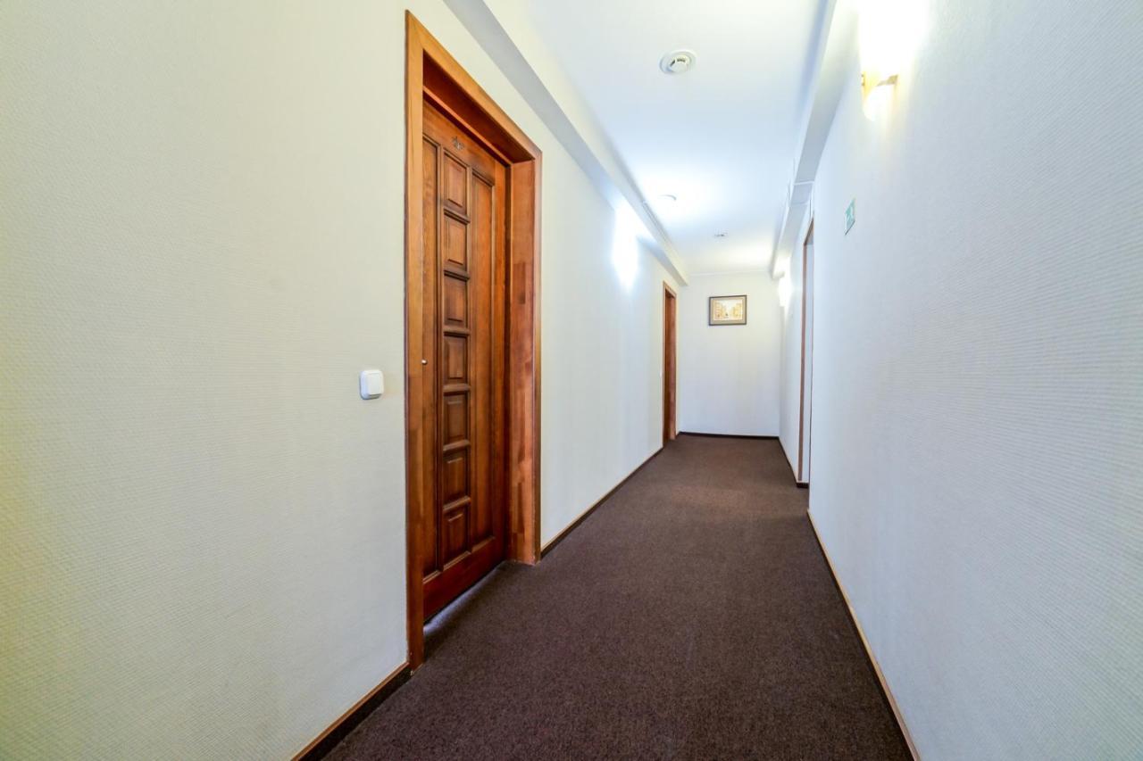 Zvezda Hotel Minsk Extérieur photo